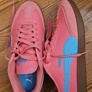 Puma Pink and Blue Athletic Shoes